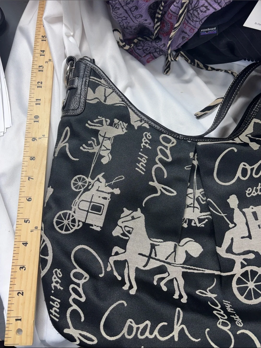 Coach vintage Horse & Carriage hobo shoulder bag black & grey canvas purse Y2K
